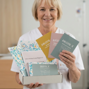 Praxisanleiterin in der Pflege nutzt die Anleitbox® für eine strukturierte Ausbildung
